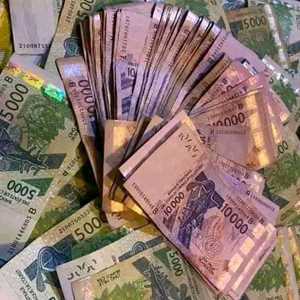 COMMENT UTILISER  UN PORTE MONNAIE MAGIQUE  AU CONGO DOLLARS?:+229 51 62 90 27, un responsable de restaurant à Paris 9ème