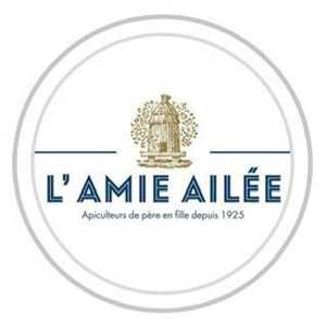 Jeanne, un éleveur d'abeilles à Fréjus