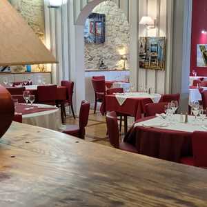 sarl laura, un restaurant à Loches